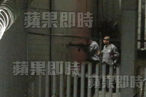 台湾监狱劫持案6名嫌犯举枪自尽 典狱长获释